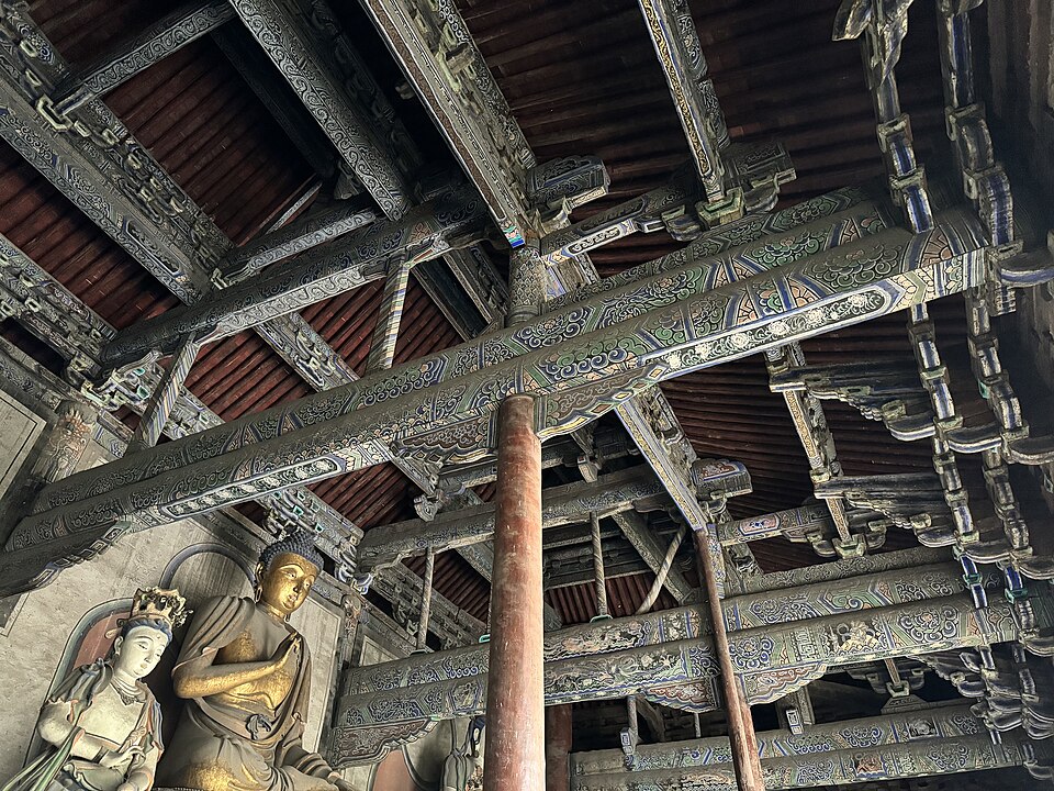 Interior beam frame of the Jin-dynasty Sansheng Hall at Shanhua Temple.
